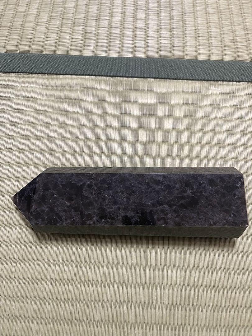 Amazon.co.jp: 黒水晶(モリオン)六角柱 原石 虹入り : 文房具